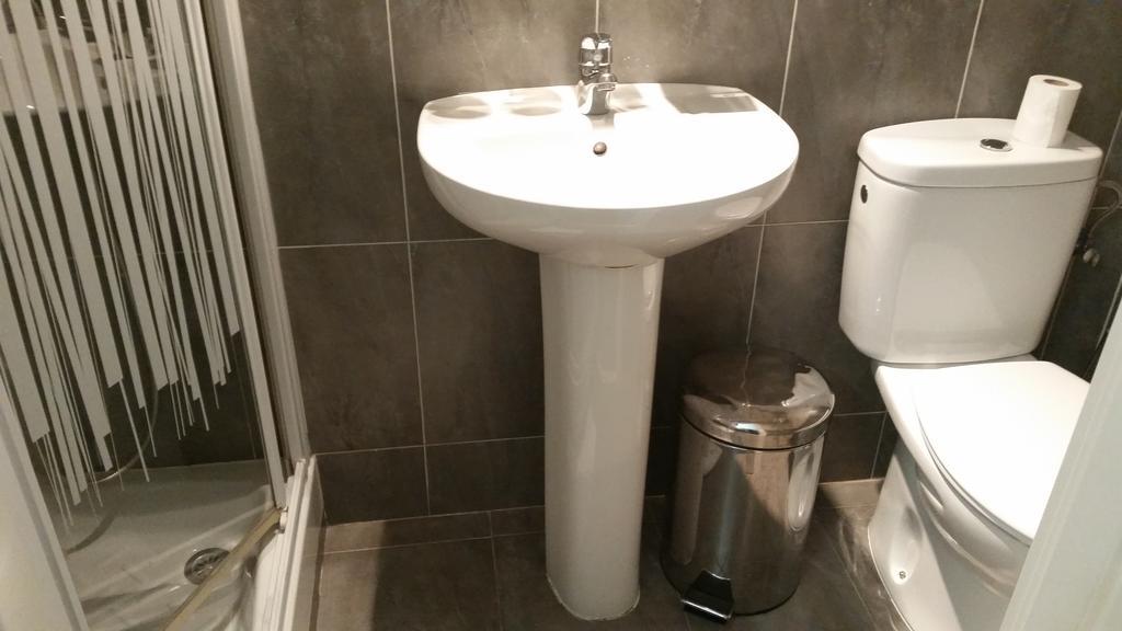 מדריד Hostal Montecarlo מראה חיצוני תמונה